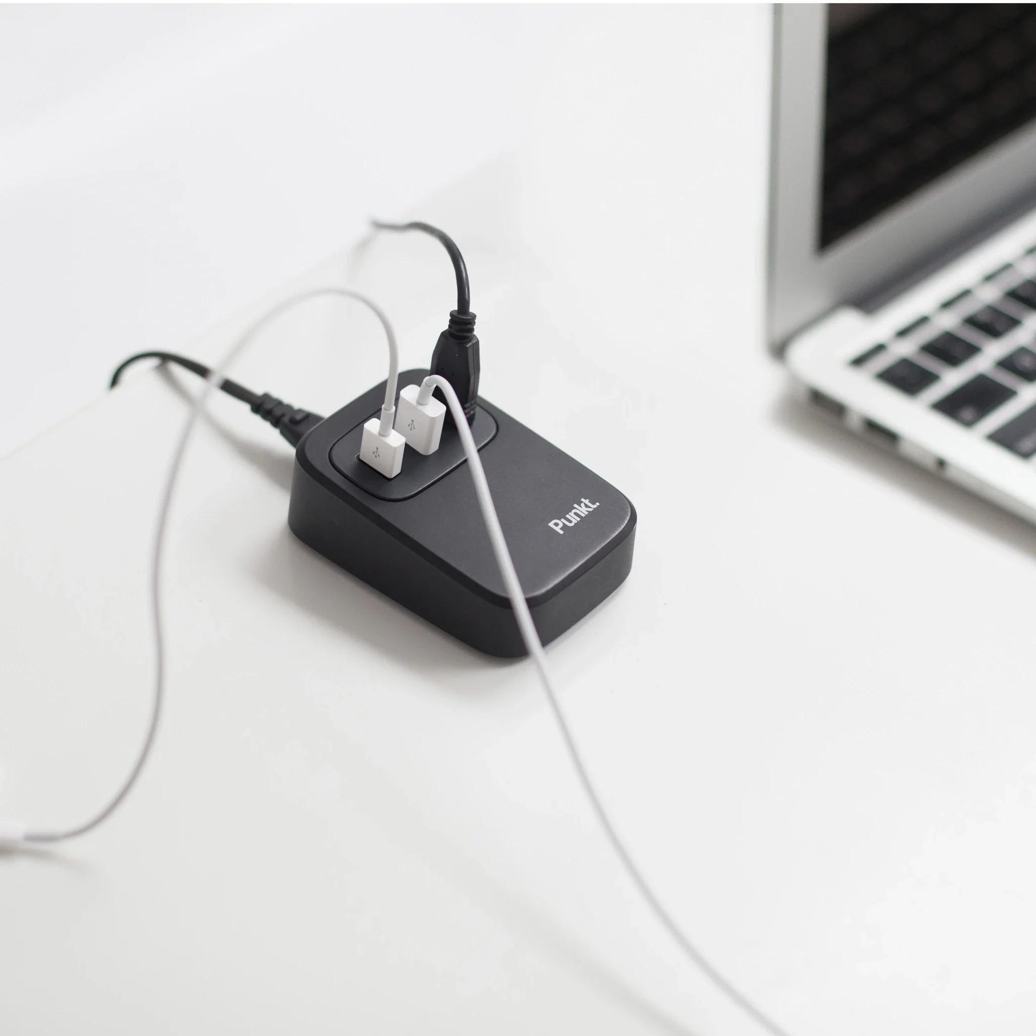 Punkt. UC01 Charger with 3 USB Ports - Image 26
